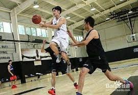 巴萨梅西关键助攻助球队获胜